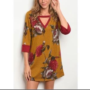 Only 1 left! SMALL! Mustard floral dress / tunic!